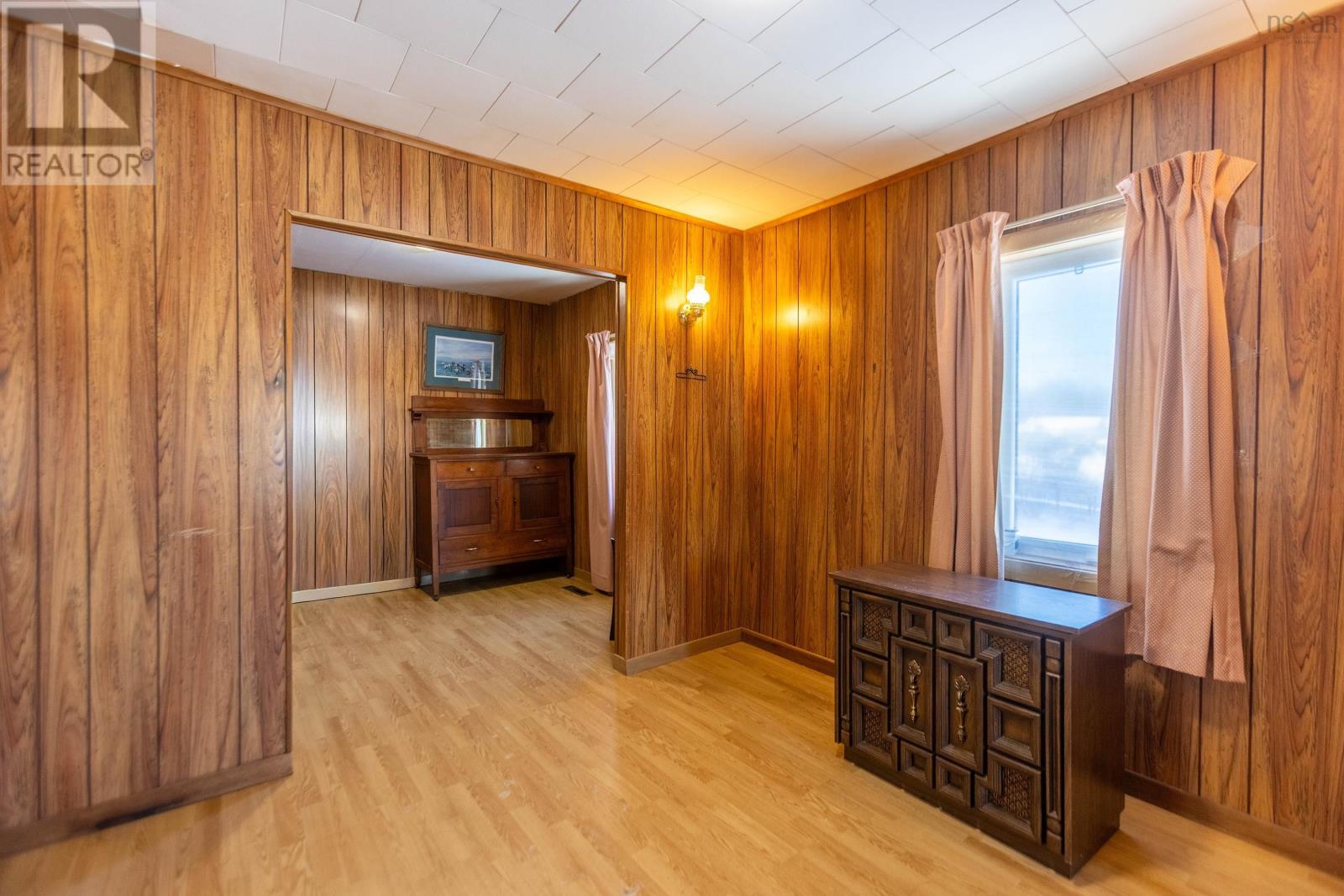 135 Pleasant Street E, Amherst, Nova Scotia  B4H 1N4 - Photo 11 - 202602925