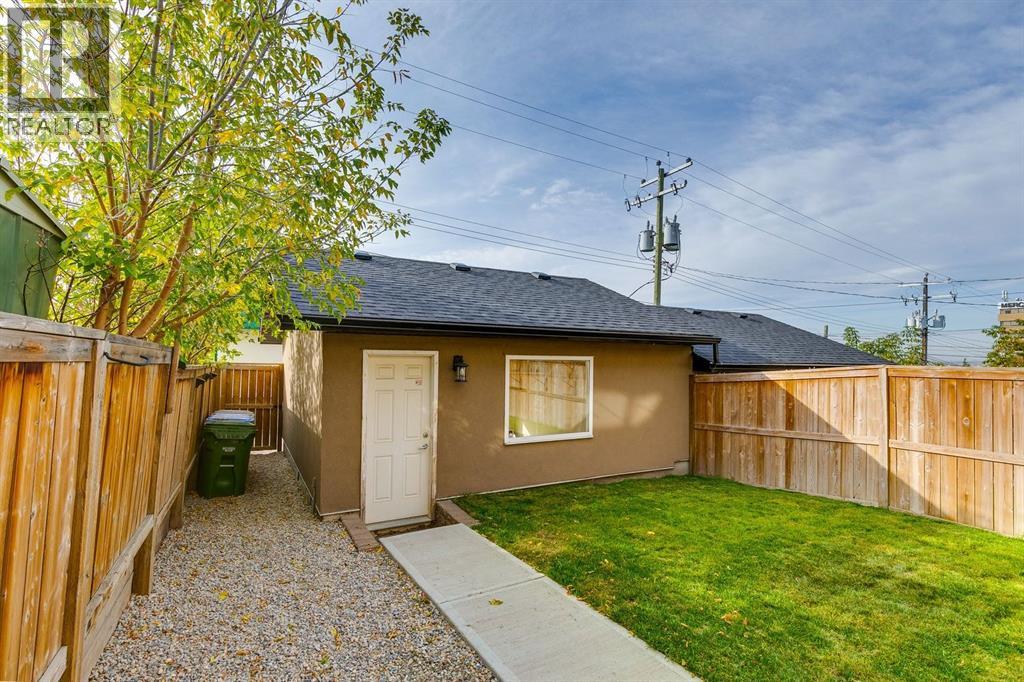 2817 & 2815 16 Avenue Se, Calgary, Alberta  T2A 0M7 - Photo 3 - A2260744