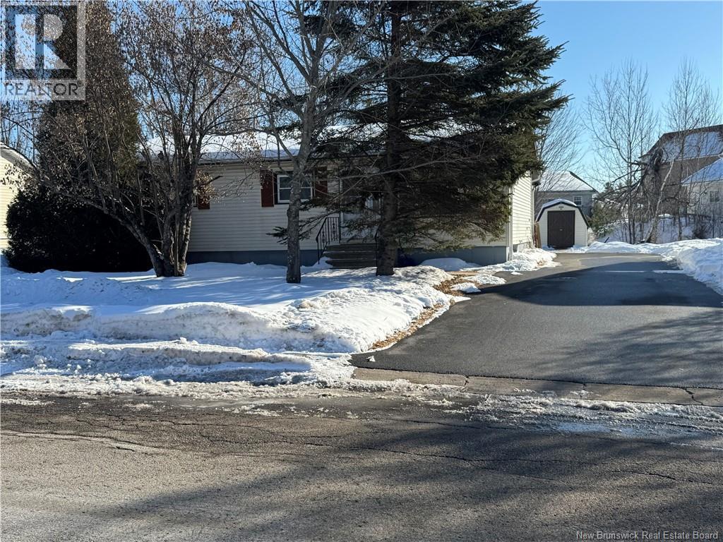 6 Hatch Street, Oromocto, New Brunswick  E3V 2L4 - Photo 4 - NB133752