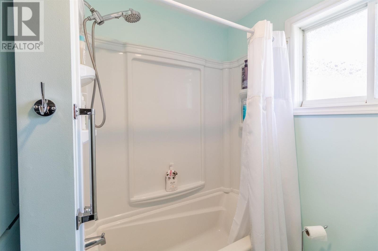 33 Parker Ave, Sault Ste. Marie, Ontario P6B 1G6 - Photo 13 - SM260316