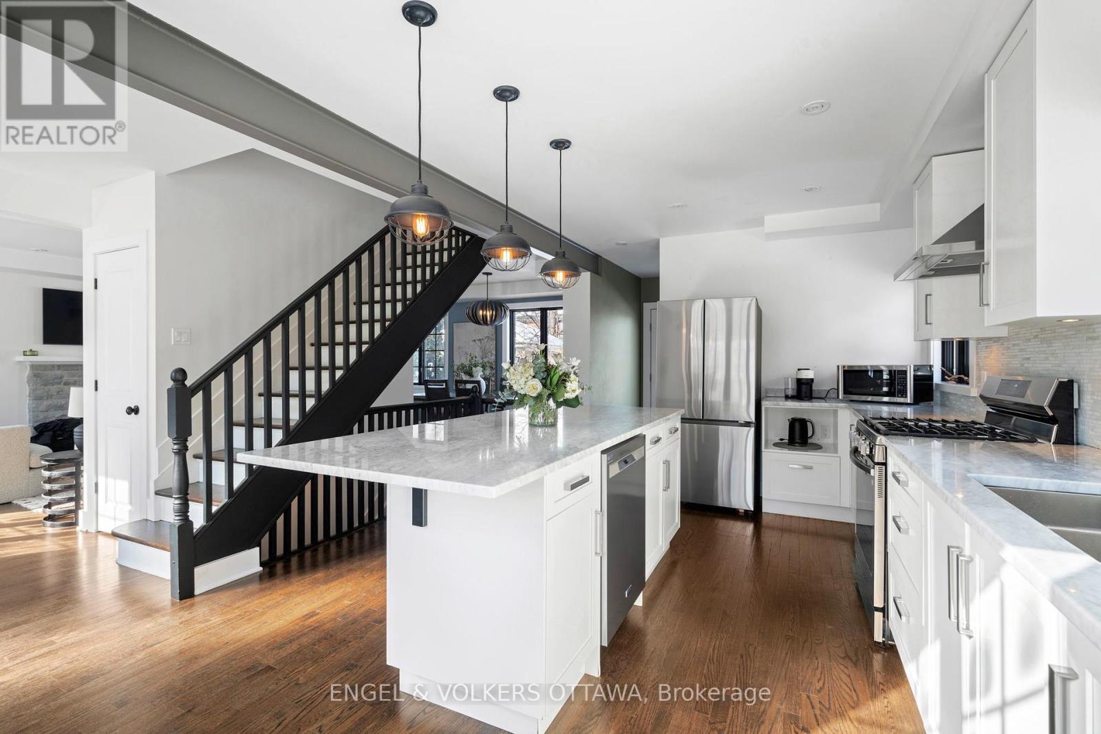 293 Sherwood Drive, Ottawa, Ontario  K1Y 3W5 - Photo 10 - X12796618