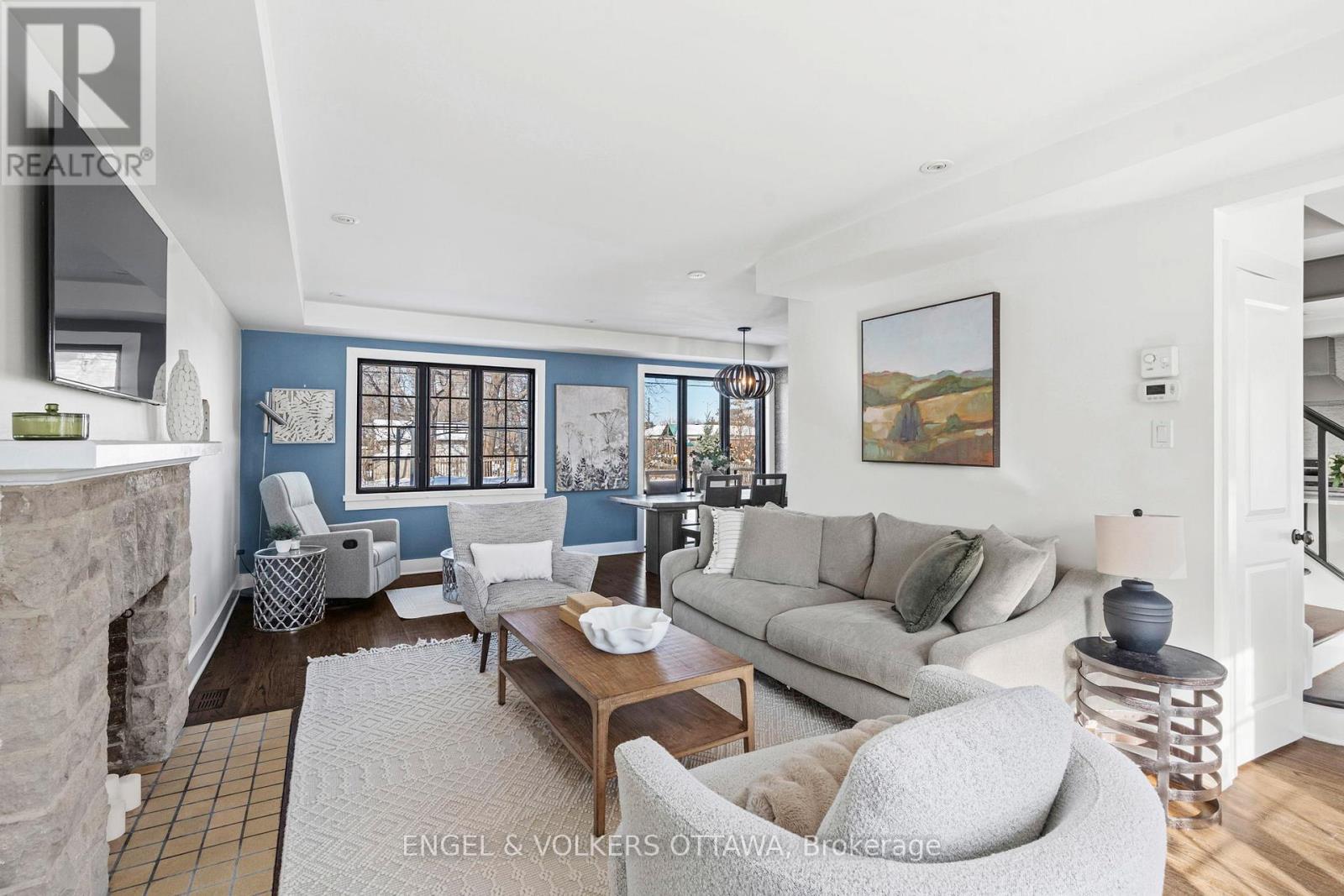 293 Sherwood Drive, Ottawa, Ontario  K1Y 3W5 - Photo 4 - X12796618