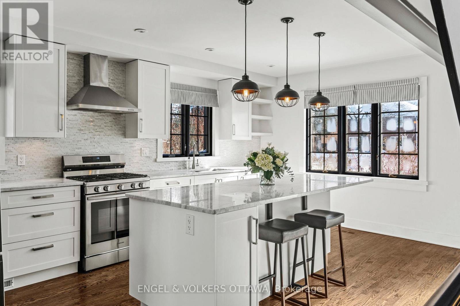 293 Sherwood Drive, Ottawa, Ontario  K1Y 3W5 - Photo 6 - X12796618