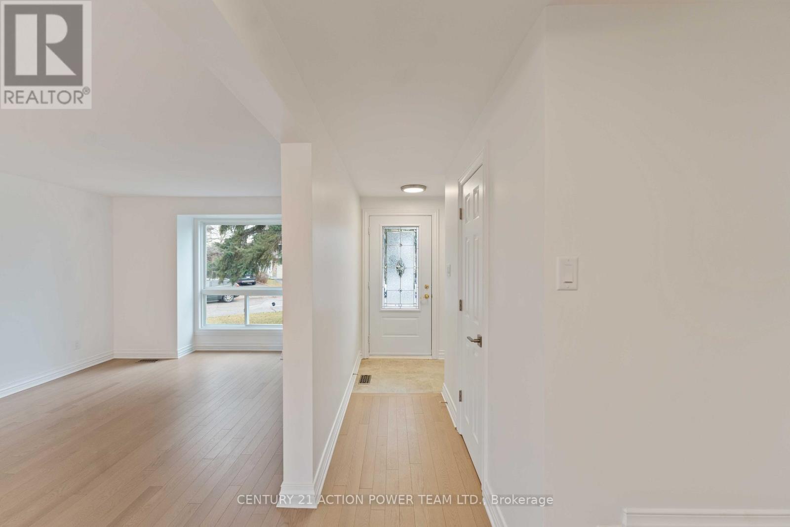 A - 427 Grassland Terrace, Ottawa, Ontario  K1E 2S1 - Photo 2 - X12796684