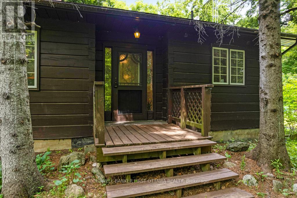 1102 Ebbs Bay Road, Drummond/north Elmsley, Ontario  K7C 0C5 - Photo 10 - X12796690