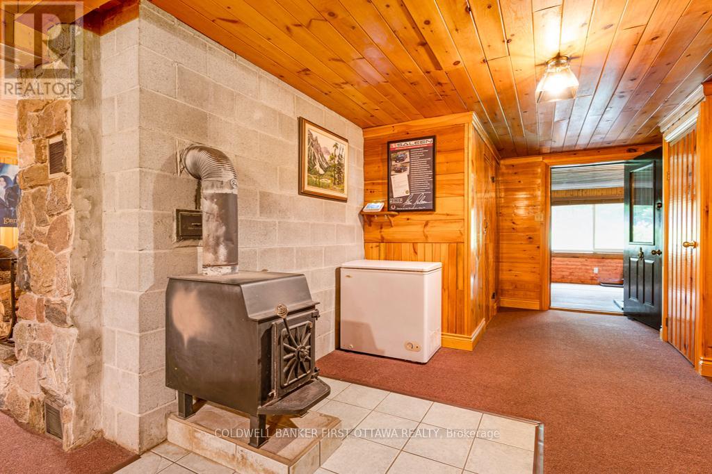 1102 Ebbs Bay Road, Drummond/north Elmsley, Ontario  K7C 0C5 - Photo 26 - X12796690