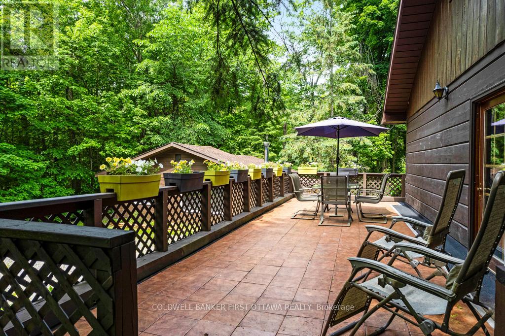 1102 Ebbs Bay Road, Drummond/north Elmsley, Ontario  K7C 0C5 - Photo 33 - X12796690