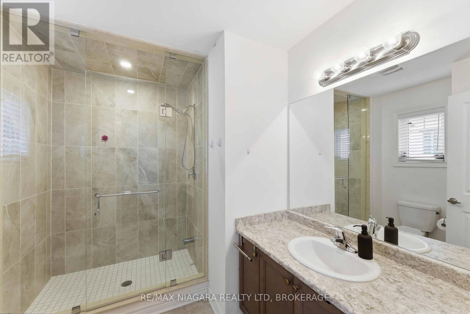 91 Homestead Way, Thorold, Ontario  L2V 0B7 - Photo 17 - X12796726