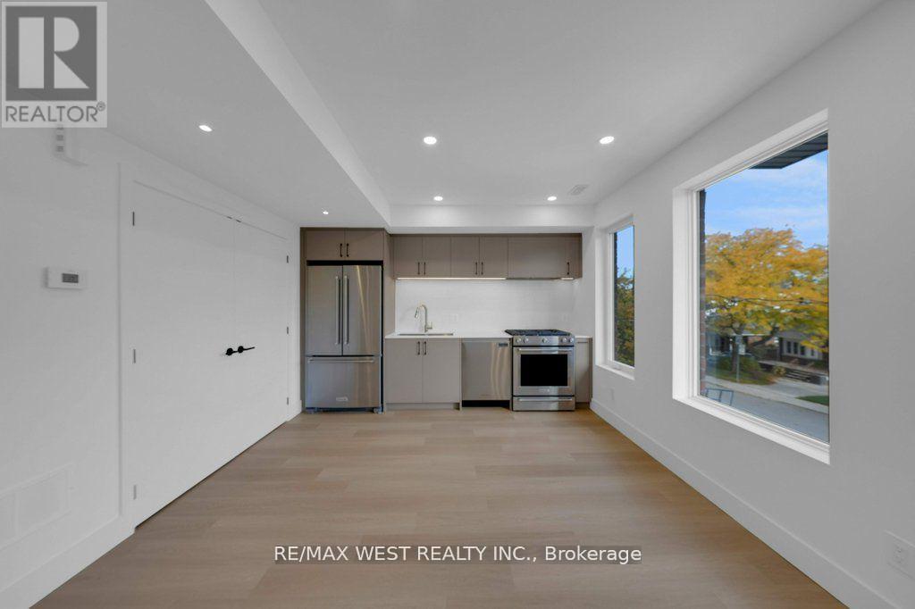 C - 502 Atlas Avenue, Toronto, Ontario  M6C 3R3 - Photo 15 - C12789874