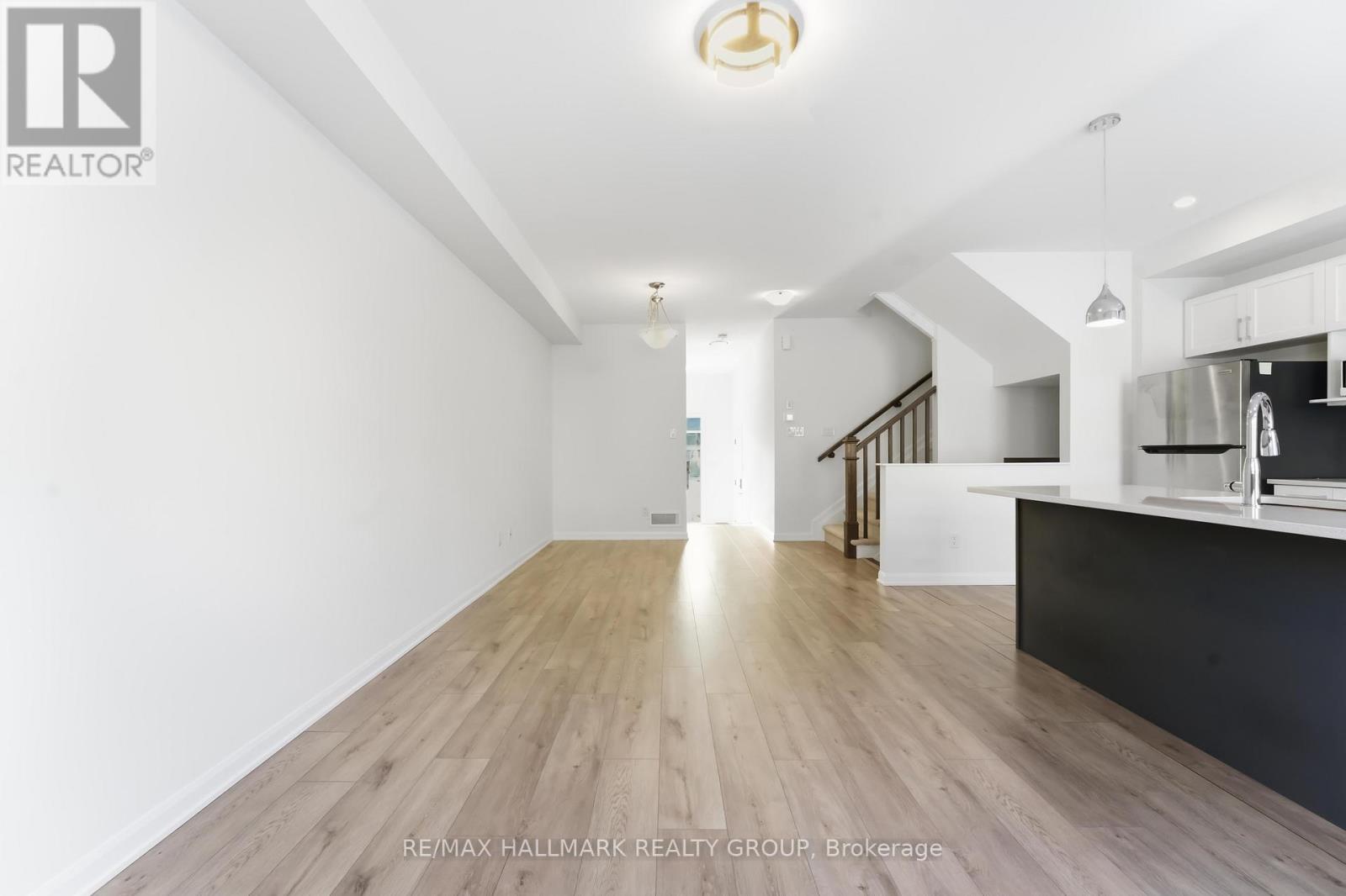 573 Lilith Street, Ottawa, Ontario  K2J 6Z5 - Photo 10 - X12663060