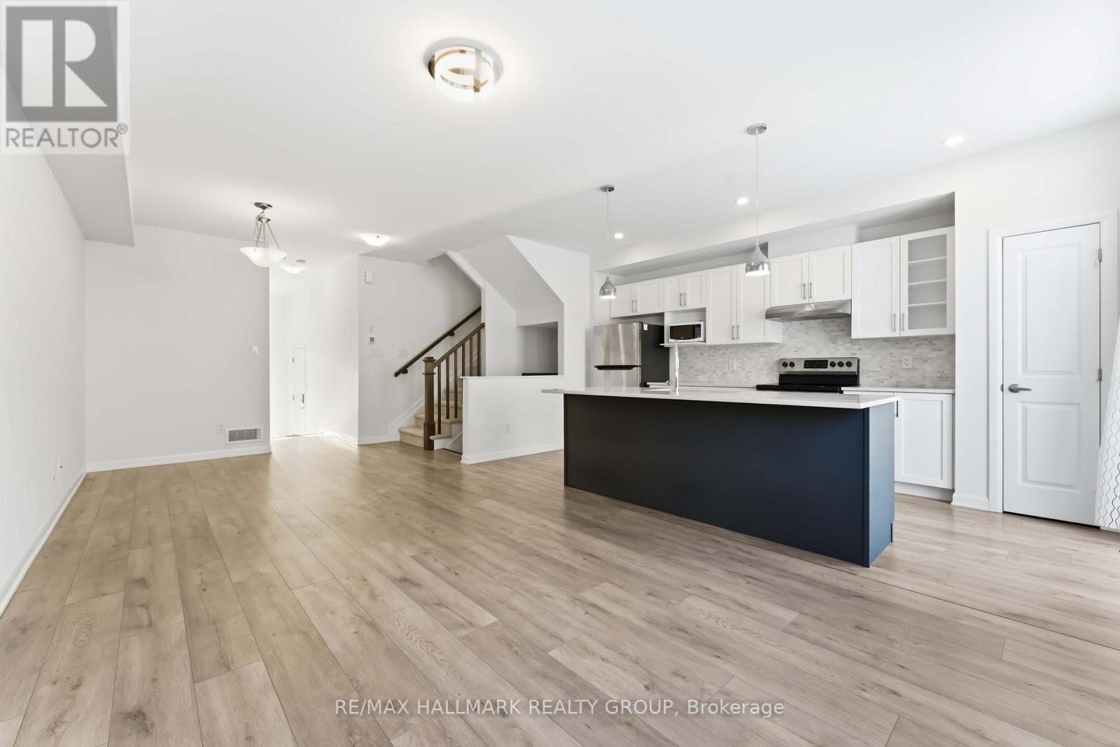 573 Lilith Street, Ottawa, Ontario  K2J 6Z5 - Photo 9 - X12663060