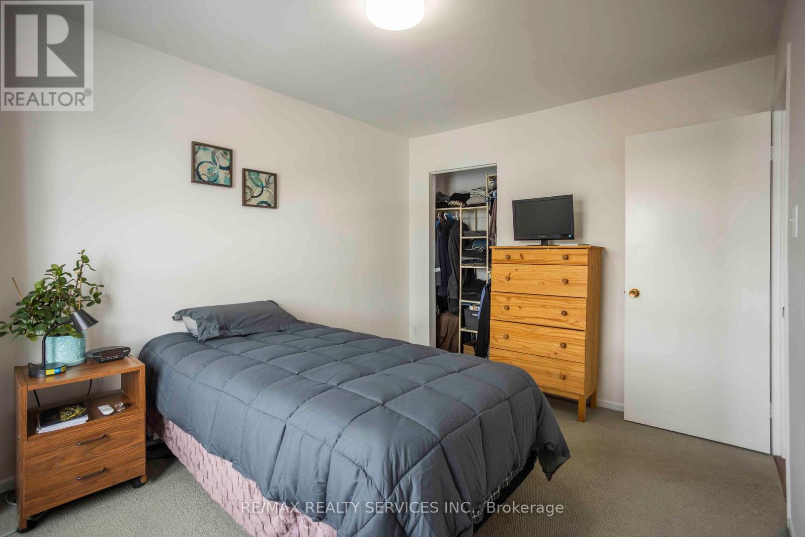 6h - 806 Stainton Drive, Mississauga, Ontario  L5C 2T2 - Photo 22 - W12789046