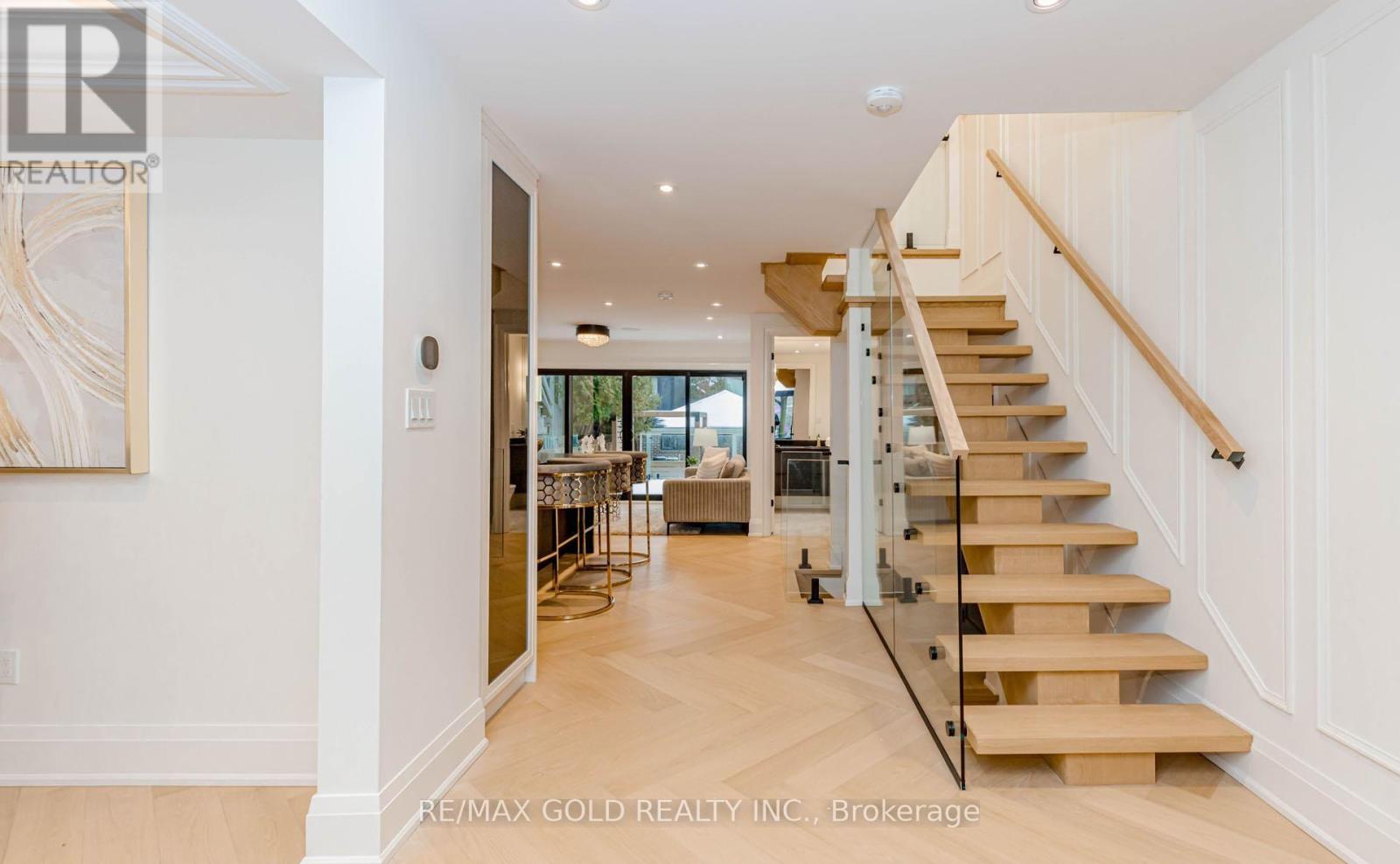 786 Euclid Avenue, Toronto, Ontario  M6G 2V4 - Photo 7 - C12796620