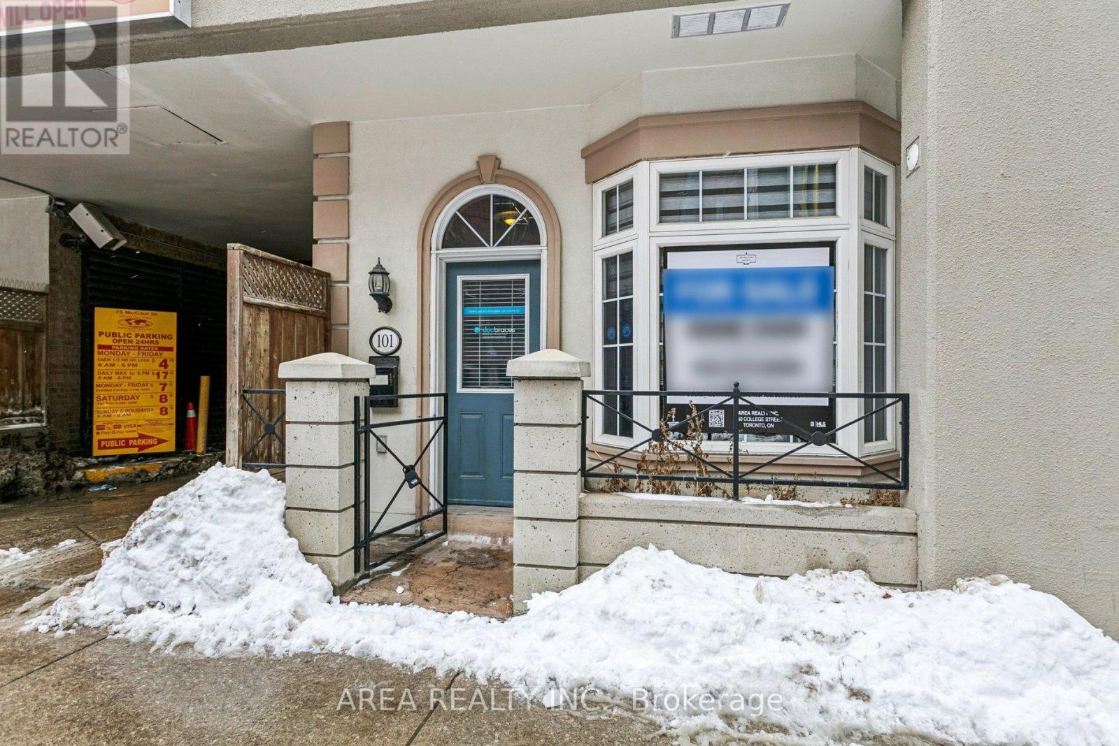 101 Mccaul Street, Toronto, Ontario  M5T 2X3 - Photo 2 - C12796640