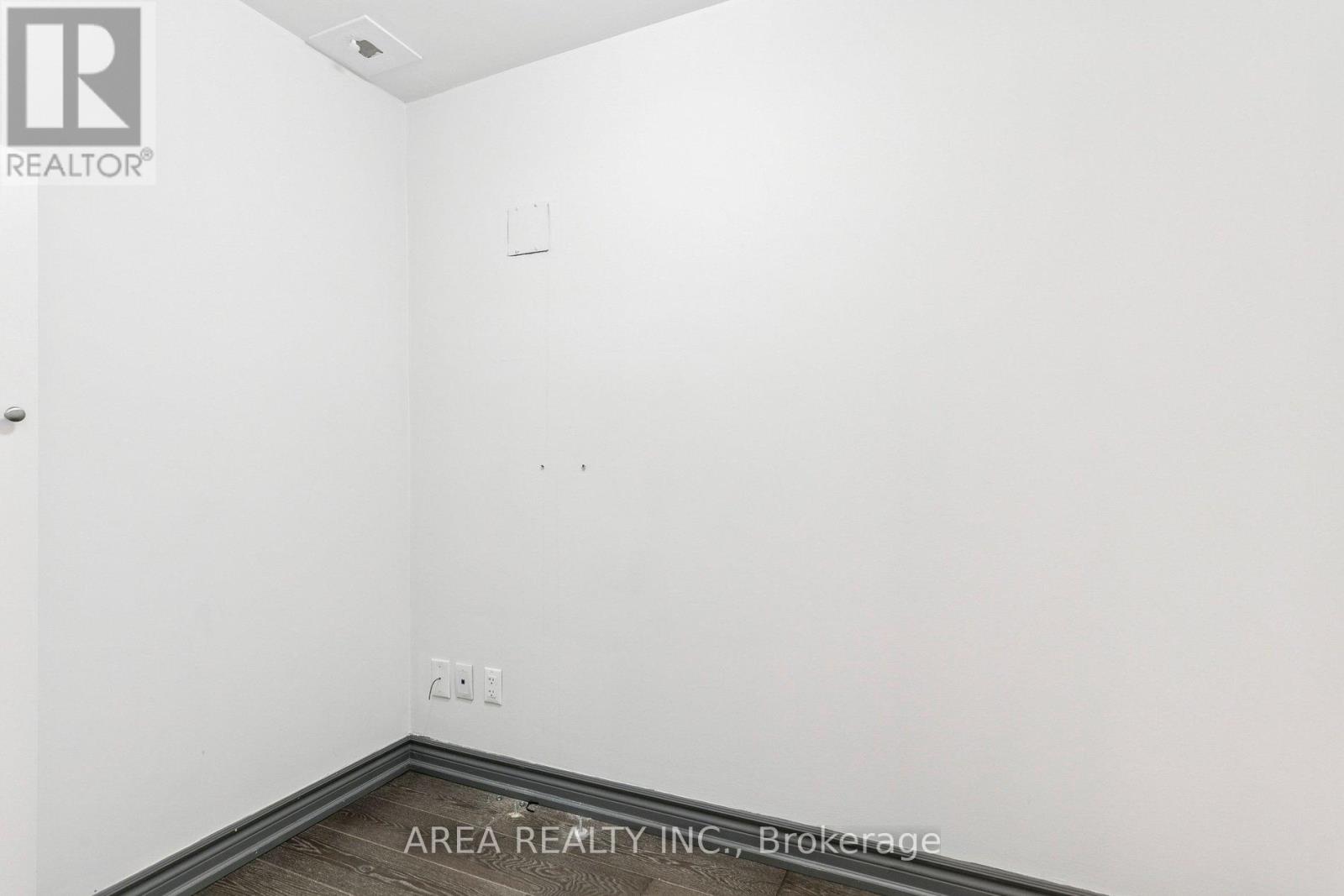 101 Mccaul Street, Toronto, Ontario  M5T 2X3 - Photo 24 - C12796640