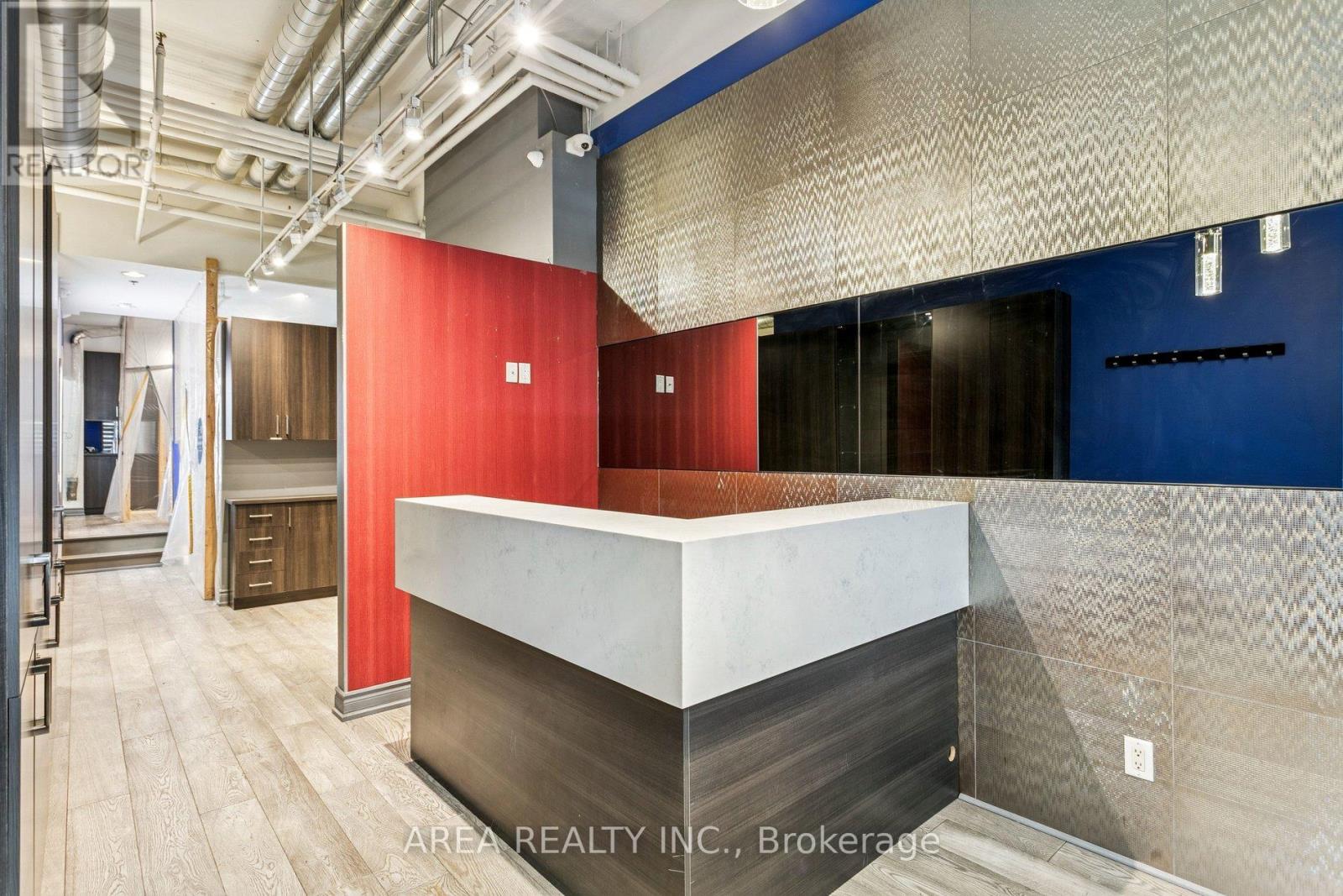 101 Mccaul Street, Toronto, Ontario  M5T 2X3 - Photo 4 - C12796640