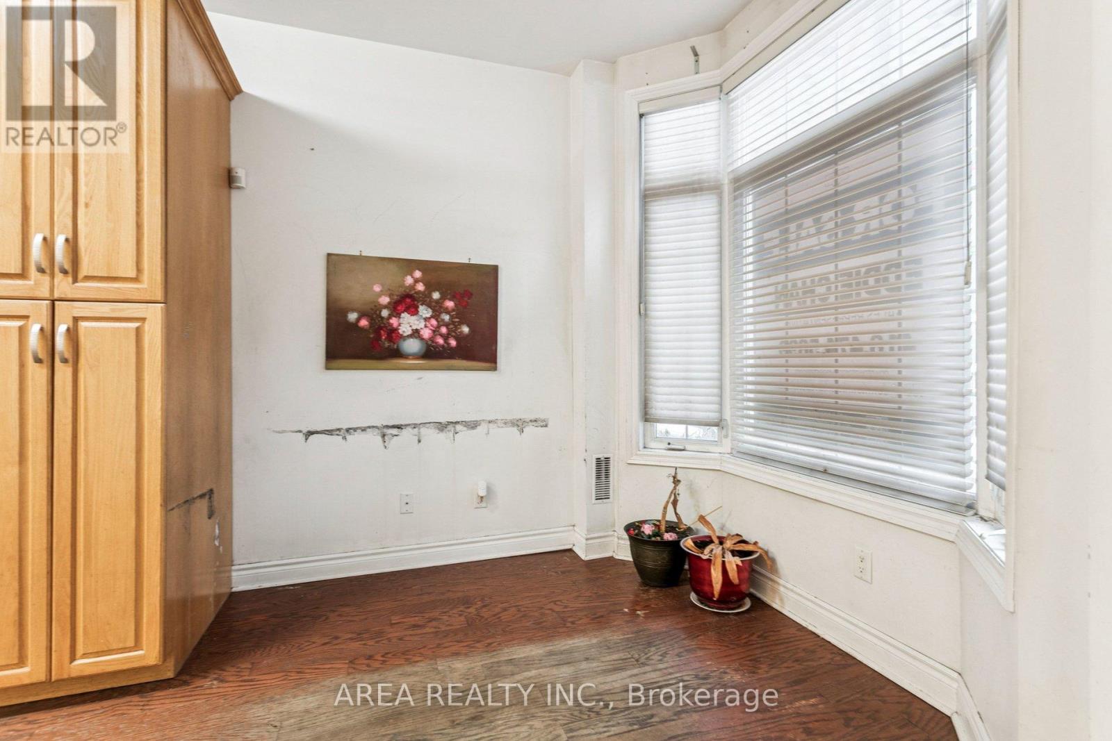 #99 - 99 Mccaul Street, Toronto, Ontario  M5T 2W7 - Photo 6 - C12796644