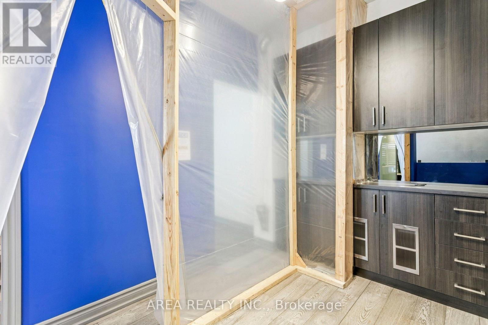 101 - 101 Mccaul Street, Toronto, Ontario  M5T 2X3 - Photo 22 - C12796646