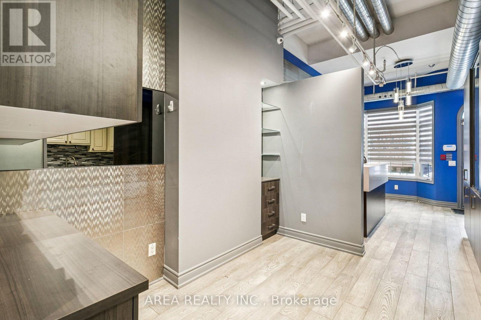 101 - 101 Mccaul Street, Toronto, Ontario  M5T 2X3 - Photo 9 - C12796646