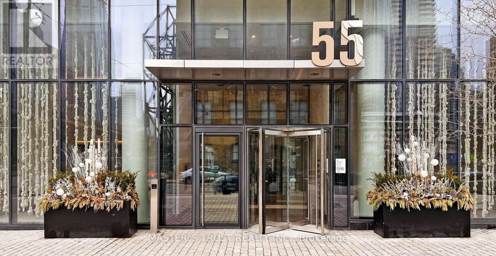 7108 - 55 Cooper Street, Toronto, Ontario  M5E 0G1 - Photo 2 - C12796654