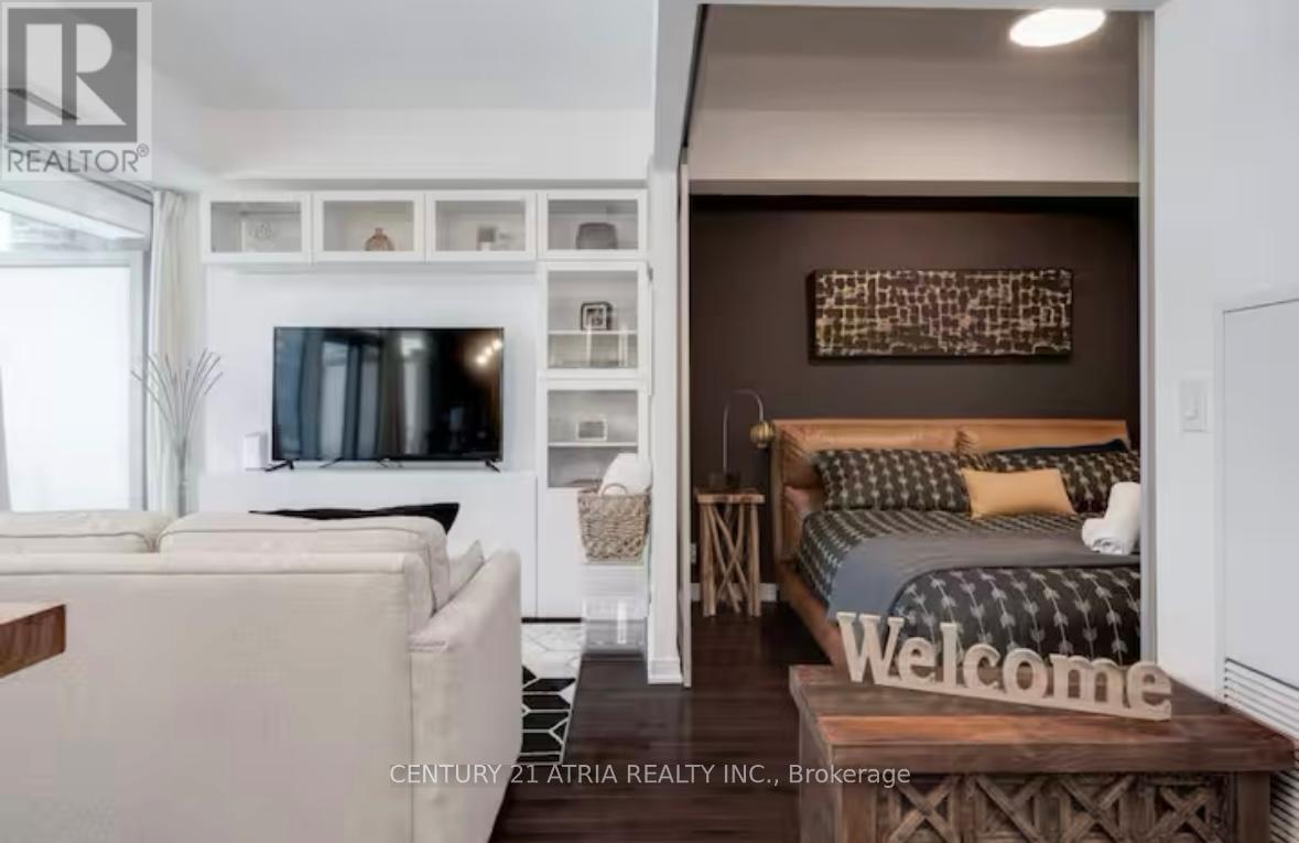 512 - 14 YORK STREET, Toronto, Ontario