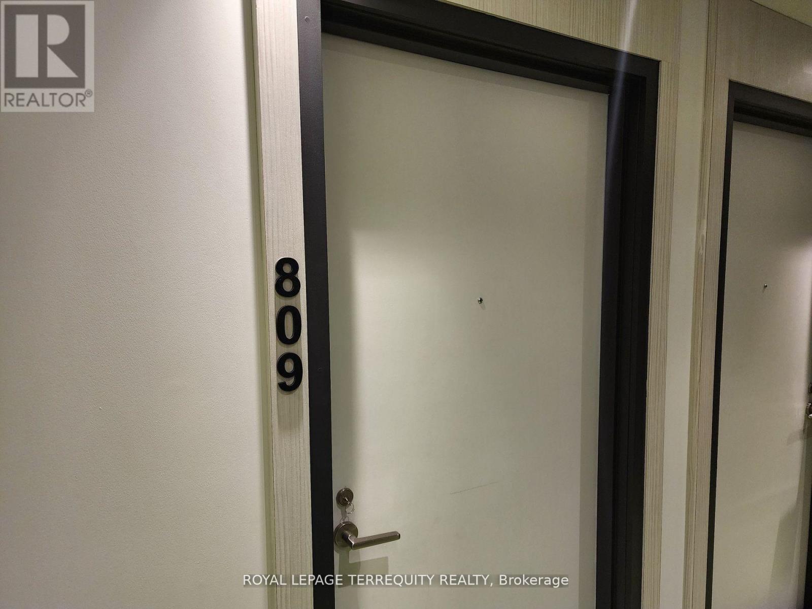 809 - 185 Alberta Avenue, Toronto, Ontario  M6C 0A5 - Photo 25 - C12796712