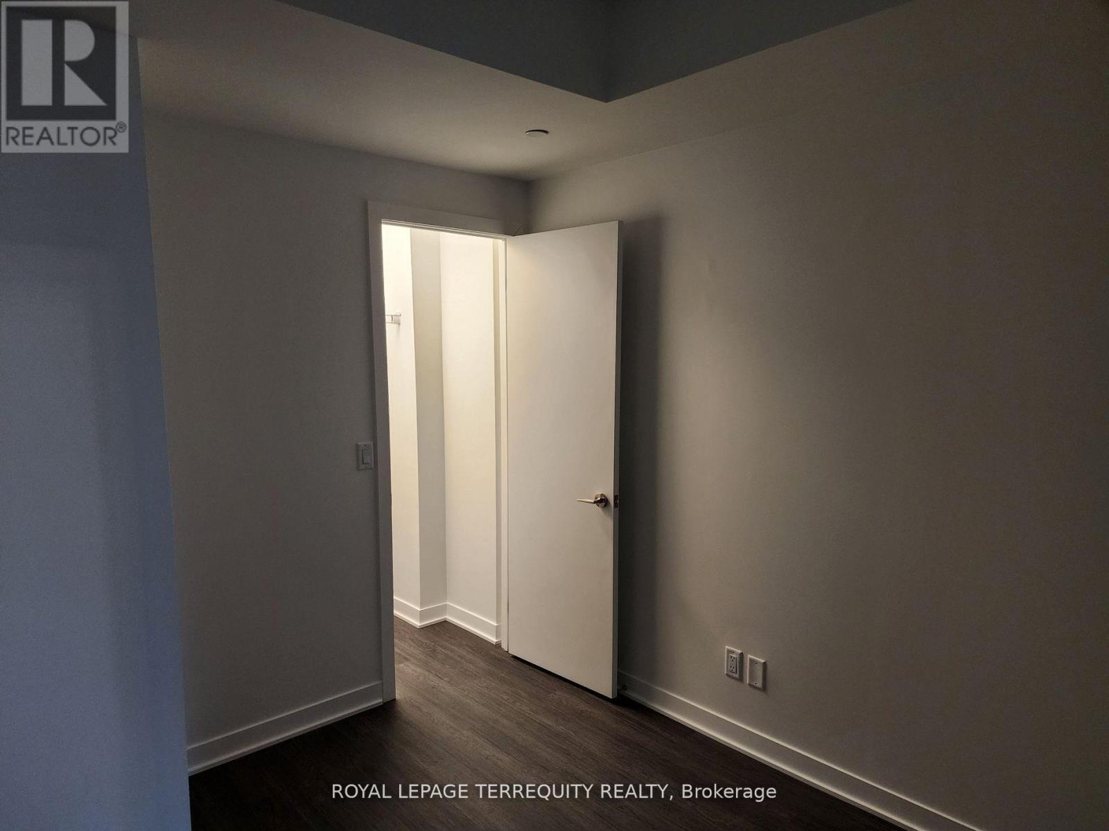 809 - 185 Alberta Avenue, Toronto, Ontario  M6C 0A5 - Photo 32 - C12796712