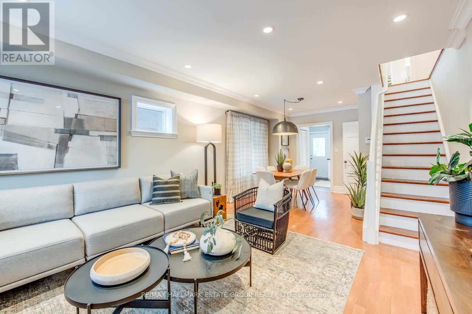 418 Jones Avenue, Toronto, Ontario  M4J 3G3 - Photo 4 - E12796674