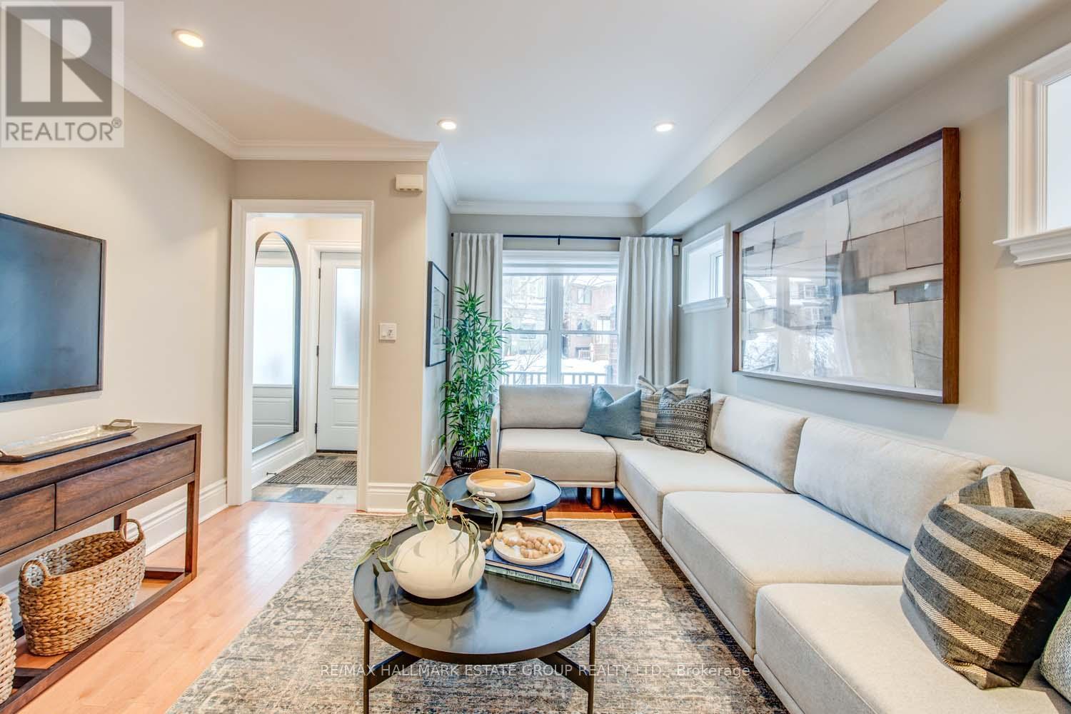 418 Jones Avenue, Toronto, Ontario  M4J 3G3 - Photo 6 - E12796674