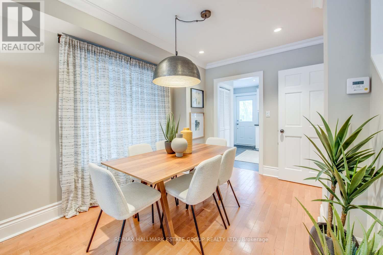 418 Jones Avenue, Toronto, Ontario  M4J 3G3 - Photo 9 - E12796674