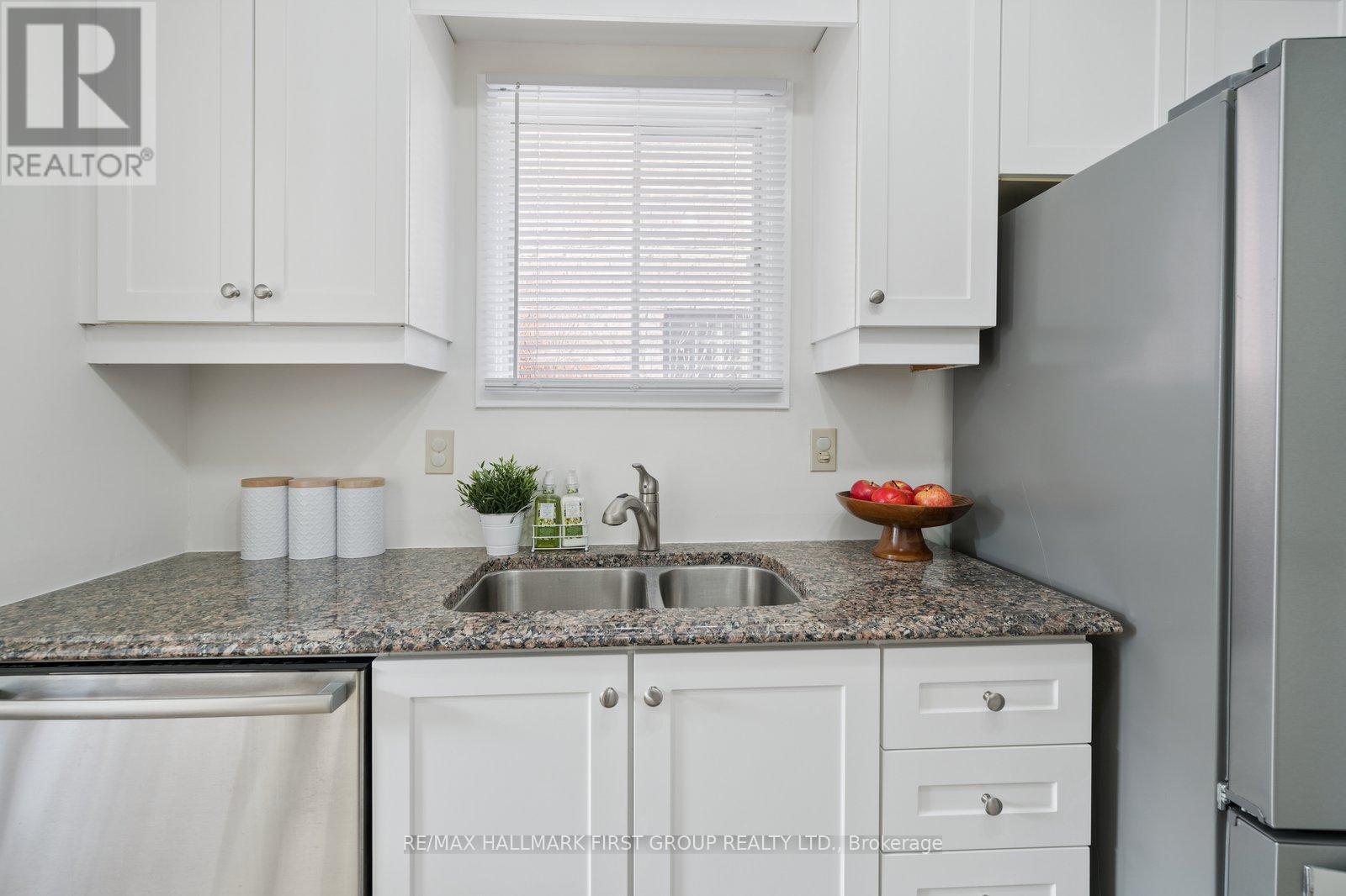 154 Radford Drive, Ajax, Ontario  L1T 2C9 - Photo 13 - E12796704