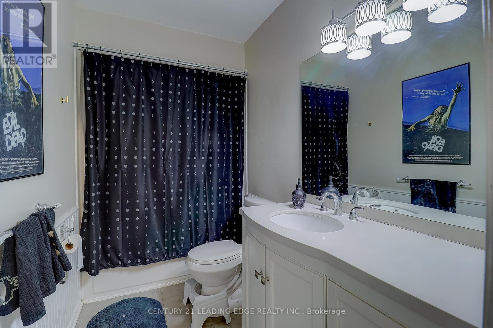 Upper - 55 Mccrimmon Crescent, Clarington, Ontario  L1C 4N3 - Photo 13 - E12796706