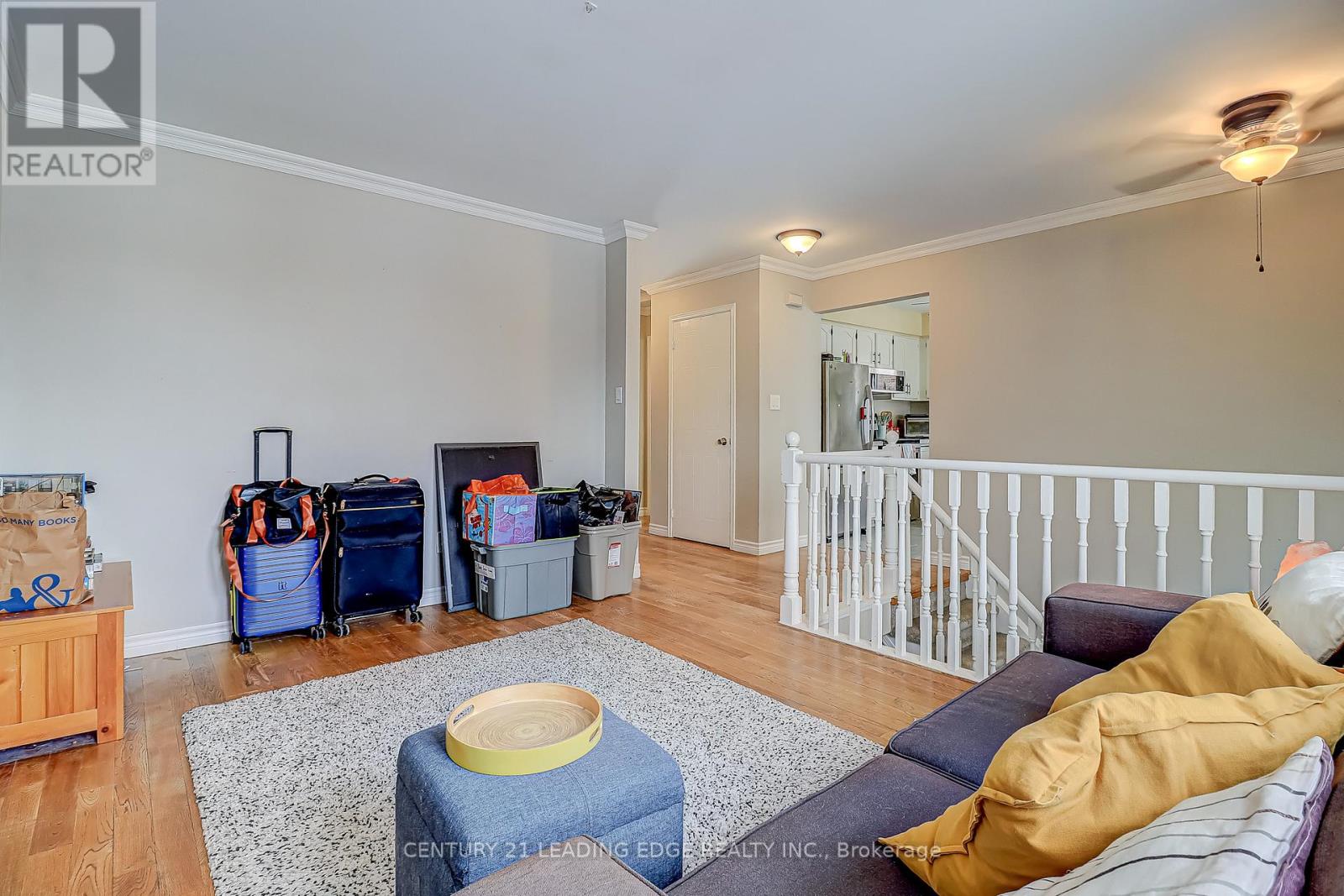 Upper - 55 Mccrimmon Crescent, Clarington, Ontario  L1C 4N3 - Photo 3 - E12796706