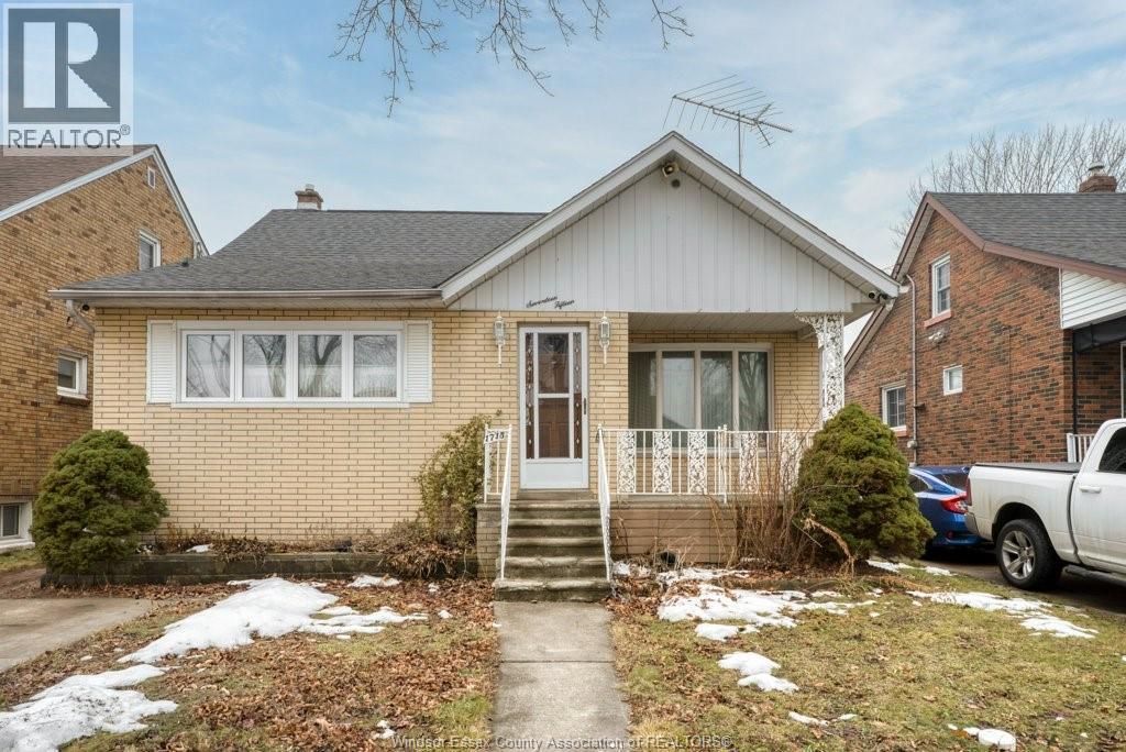 MLS# 26003441: 1715 ALEXIS ROAD, Windsor, Canada