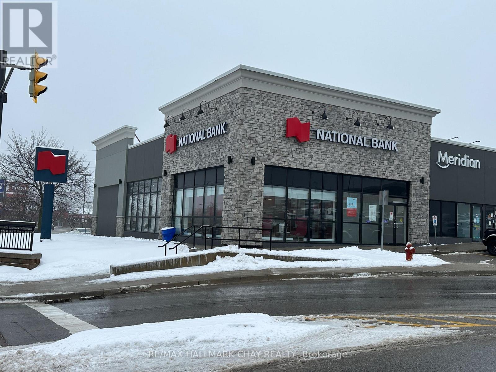 13 - 72 DAVIS DRIVE, Newmarket, Ontario