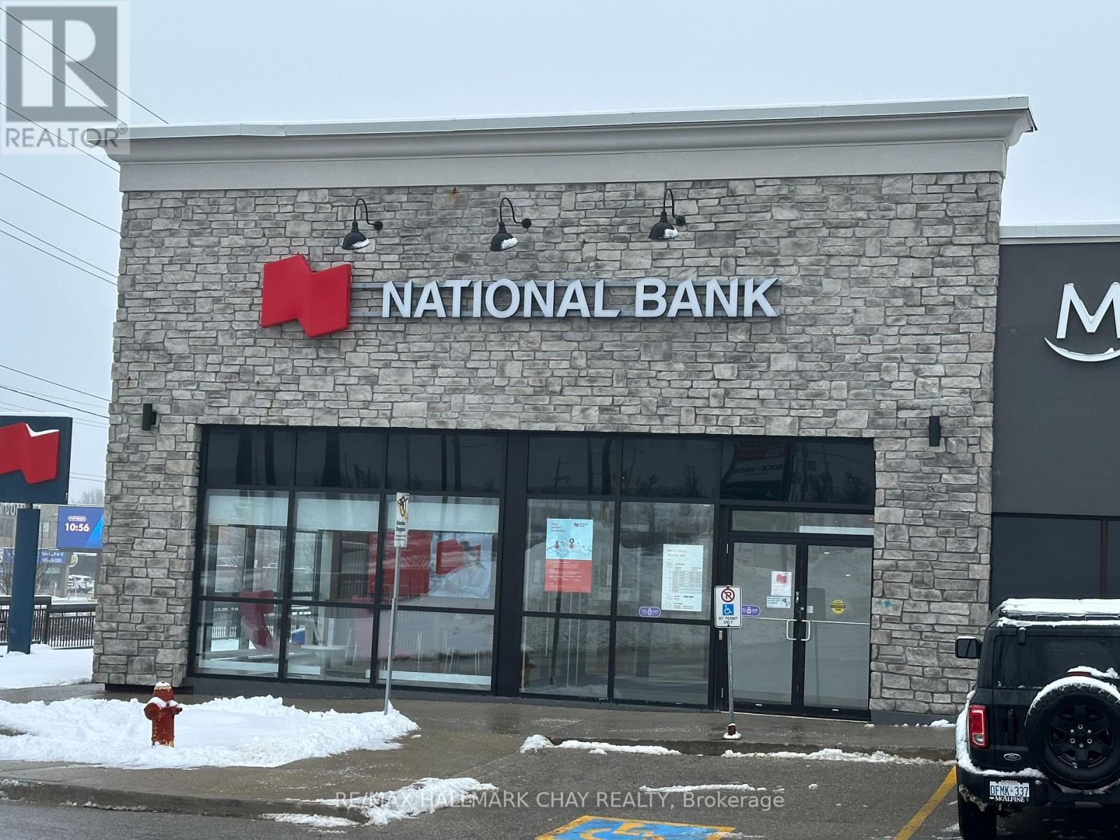 13 - 72 Davis Drive, Newmarket, Ontario  L3Y 7T7 - Photo 3 - N12796650