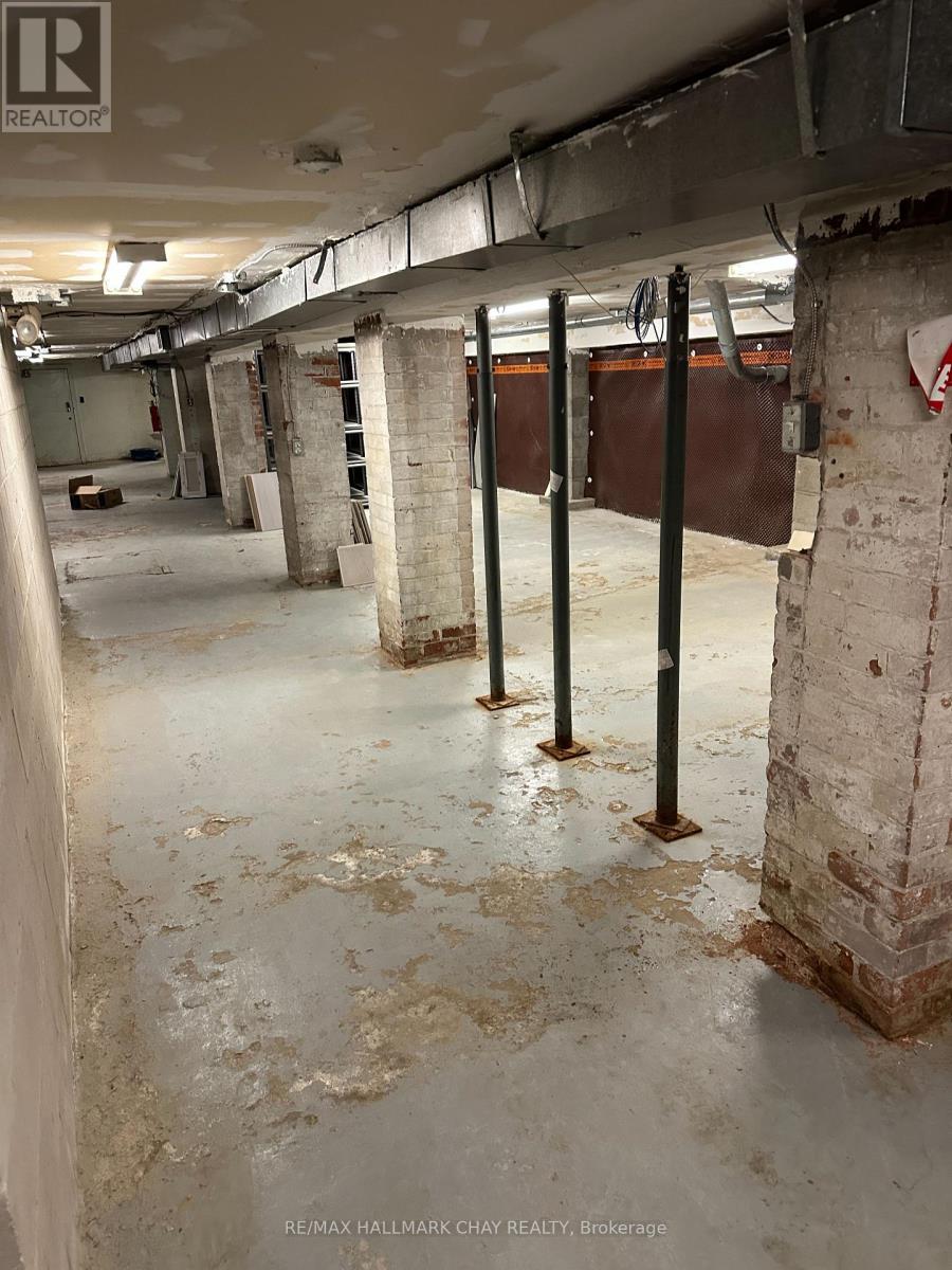 64 Dunlop Street E, Barrie (City Centre), Ontario  L4M 1A3 - Photo 9 - S12796670