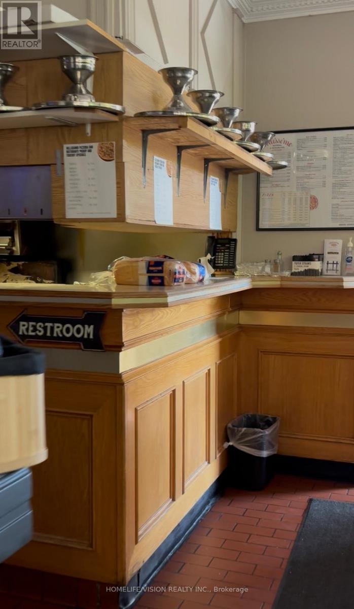 164 The Esplanade Avenue, Toronto (Waterfront Communities), Ontario  M5A 4H2 - Photo 10 - C12765396