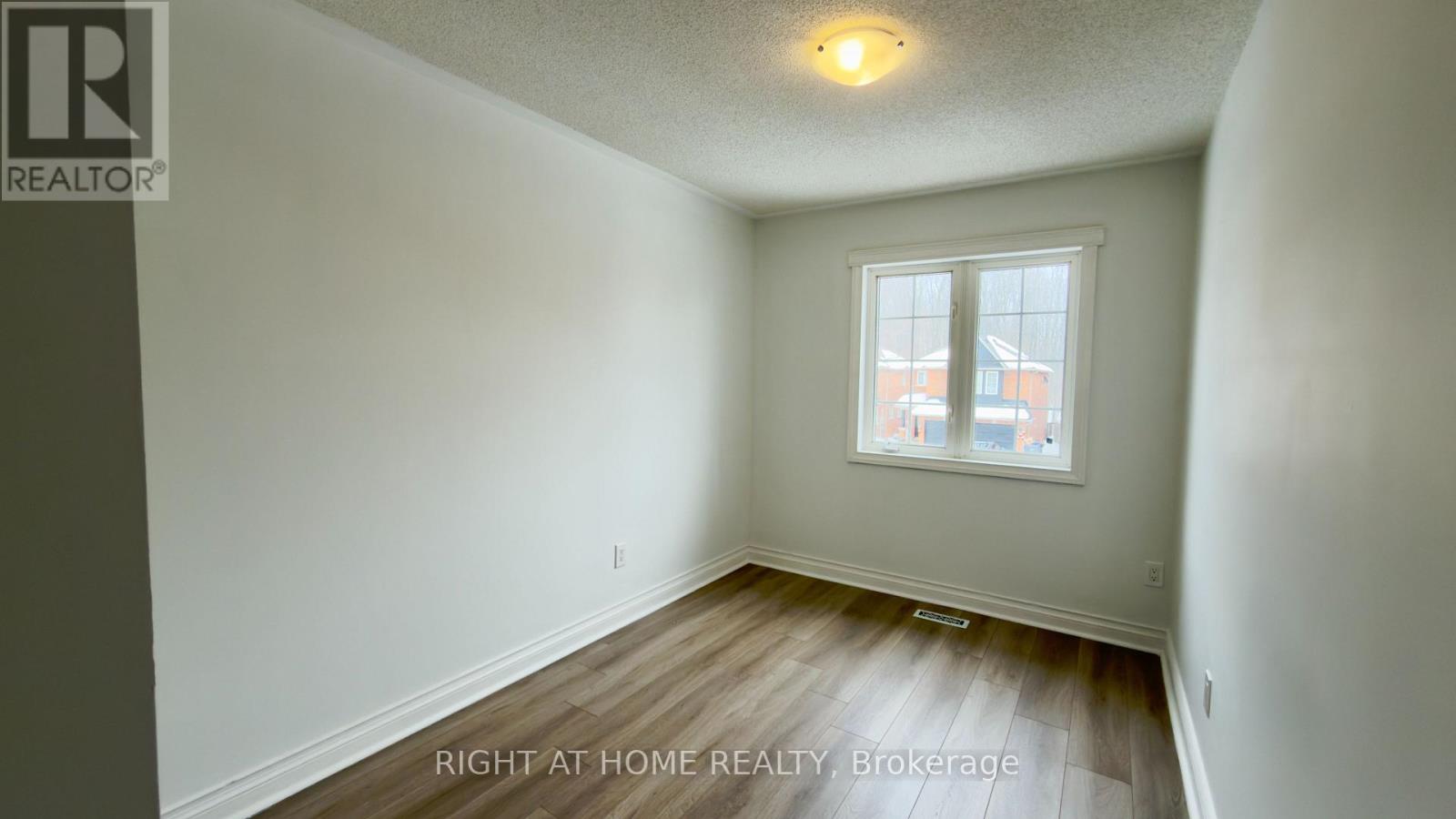 3801 Forest Bluff Crescent, Mississauga, Ontario  L5N 7T8 - Photo 17 - W12796446