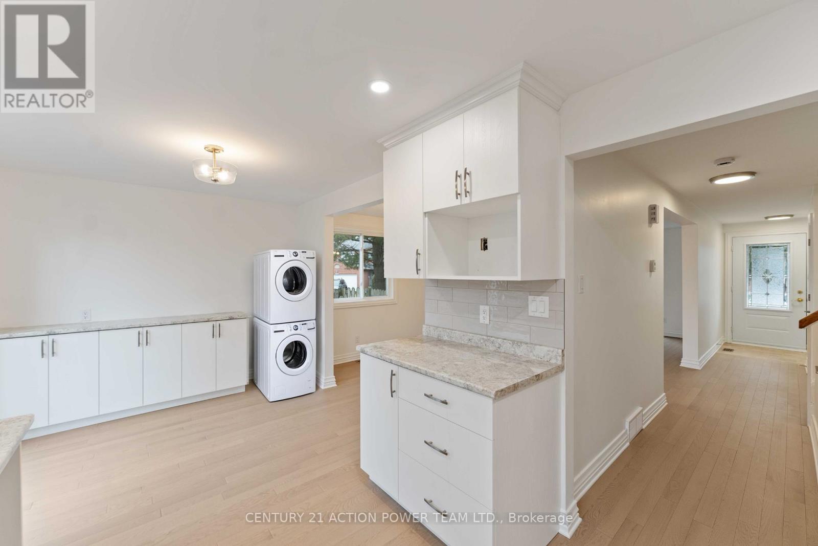 A - 427 Grassland Terrace, Ottawa, Ontario  K1E 2S1 - Photo 11 - X12796684