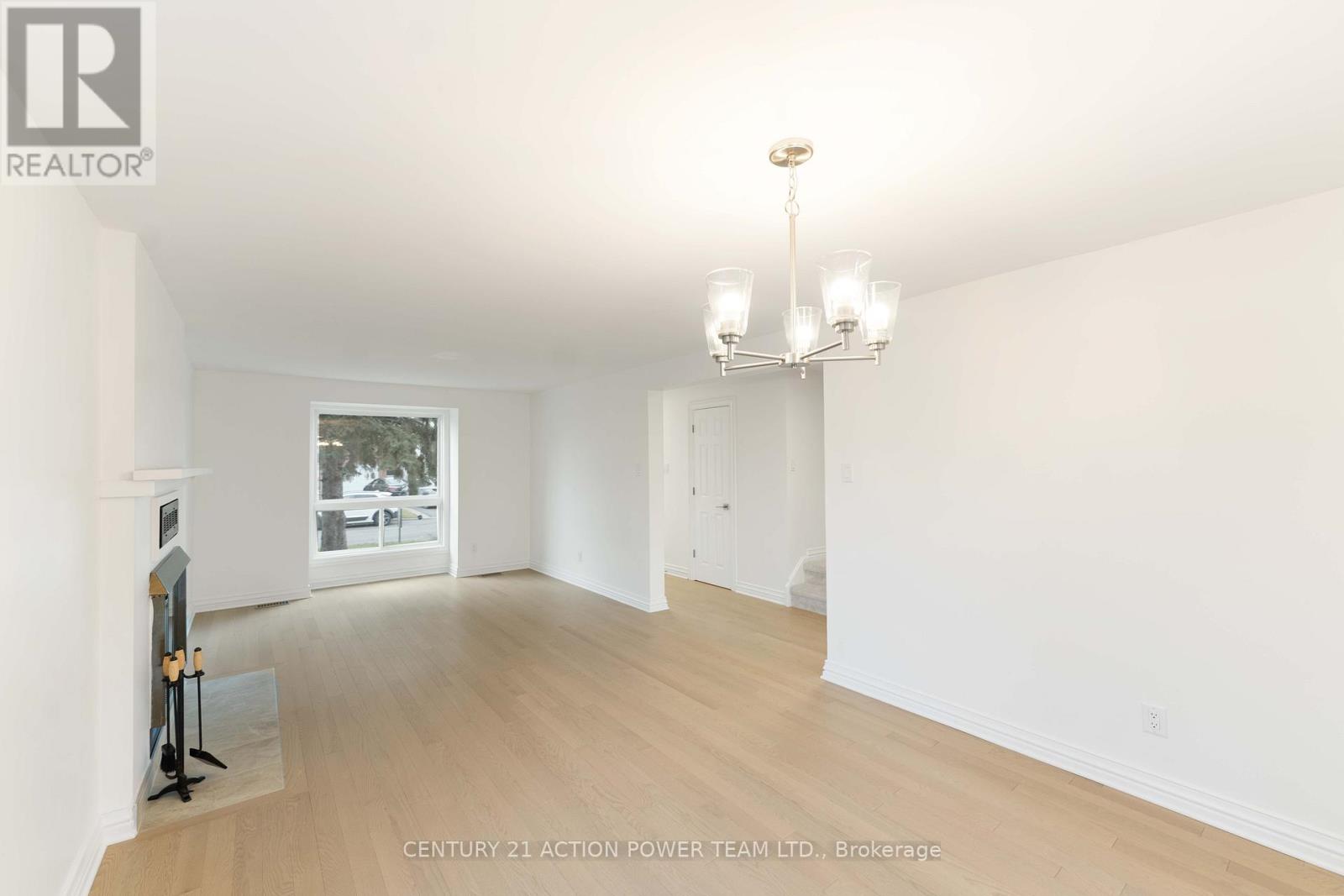 A - 427 Grassland Terrace, Ottawa, Ontario  K1E 2S1 - Photo 8 - X12796684