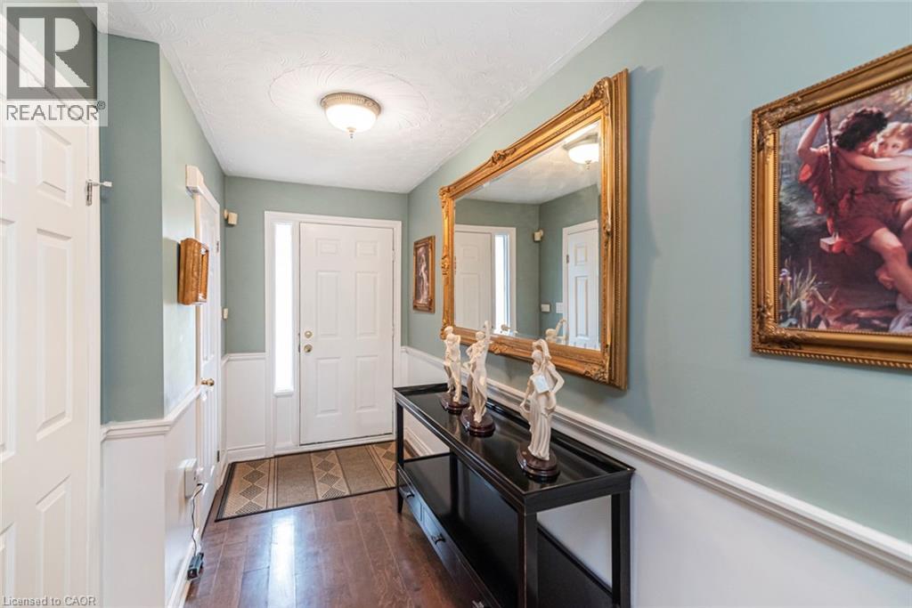 255 Mount Albion Drive Unit# 22, Hamilton, Ontario  L8K 6P7 - Photo 3 - 40805865