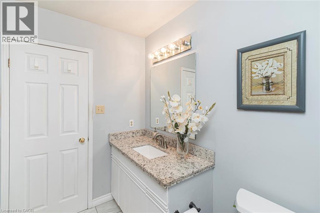 255 Mount Albion Drive Unit# 22, Hamilton, Ontario  L8K 6P7 - Photo 38 - 40805865