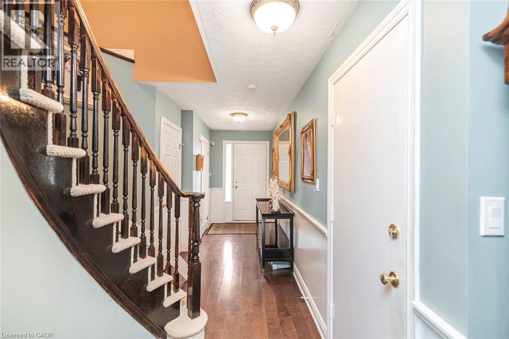 255 Mount Albion Drive Unit# 22, Hamilton, Ontario  L8K 6P7 - Photo 4 - 40805865