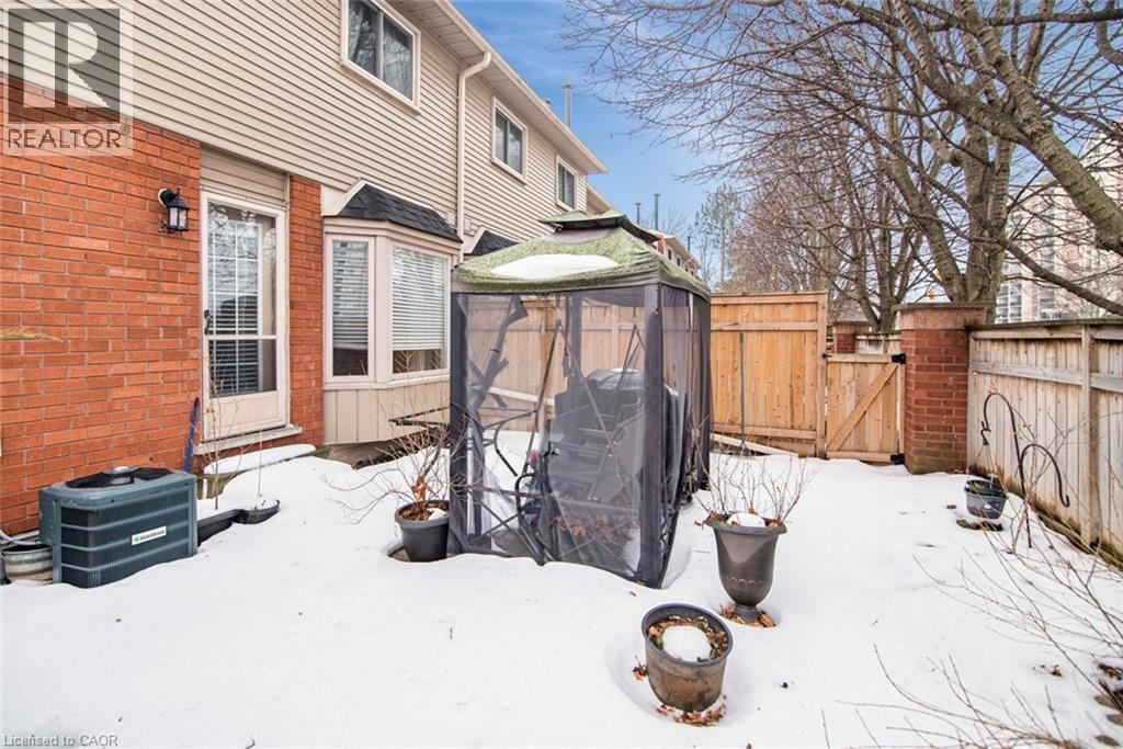 255 Mount Albion Drive Unit# 22, Hamilton, Ontario  L8K 6P7 - Photo 47 - 40805865