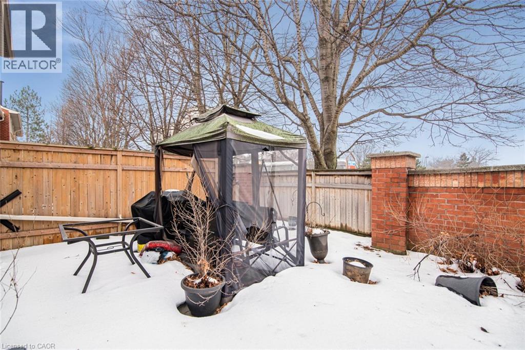 255 Mount Albion Drive Unit# 22, Hamilton, Ontario  L8K 6P7 - Photo 48 - 40805865