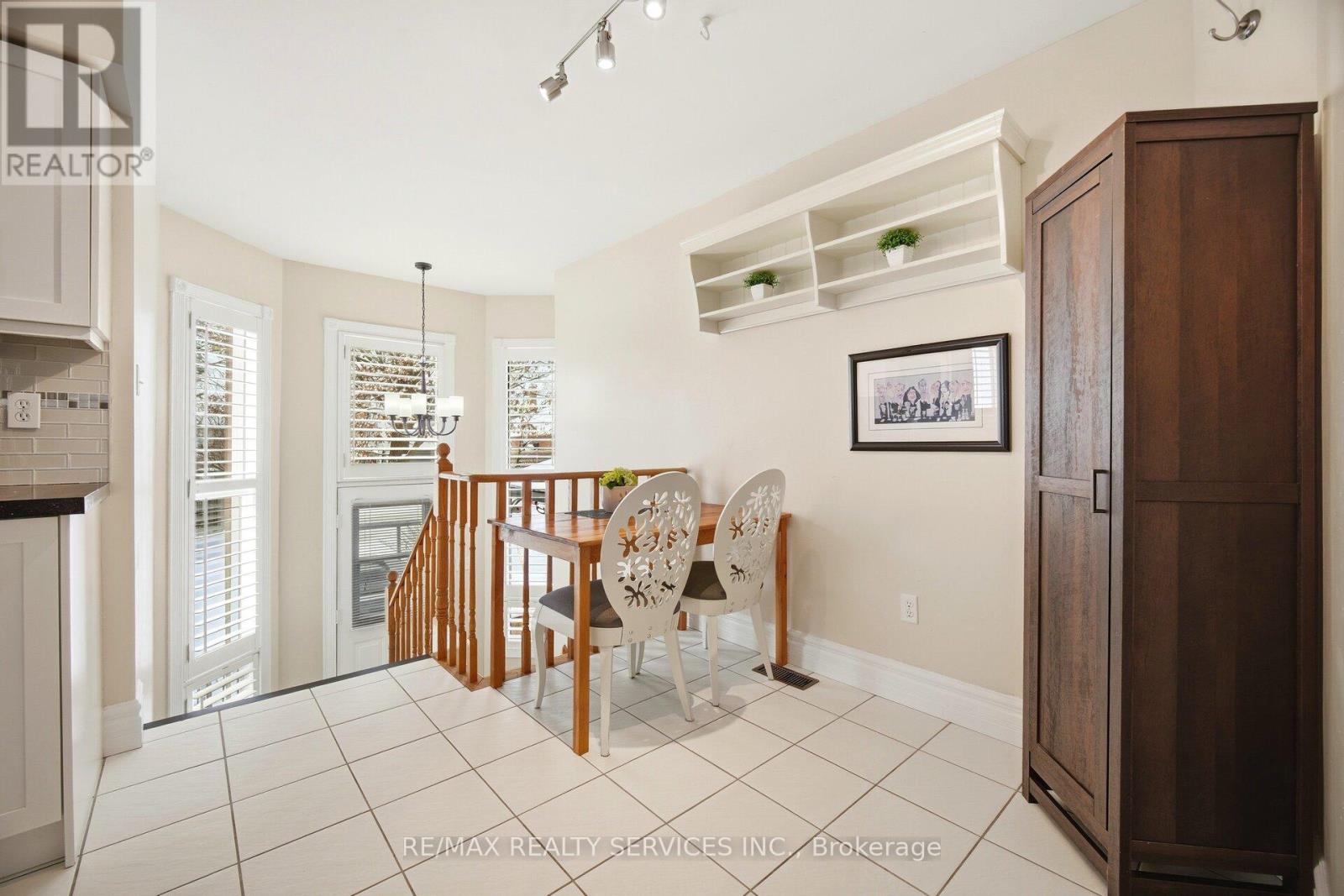 26 Hamilton Crescent, Halton Hills, Ontario  L7G 5R8 - Photo 12 - W12796624