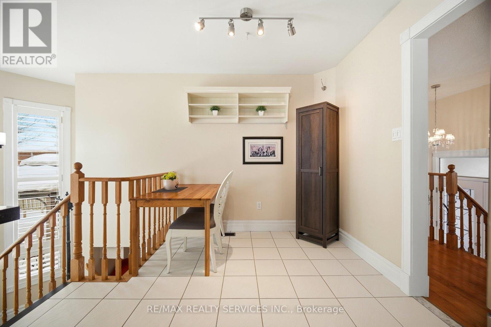 26 Hamilton Crescent, Halton Hills, Ontario  L7G 5R8 - Photo 13 - W12796624