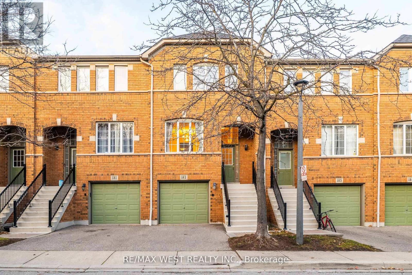 182 - 5530 Glen Erin Drive, Mississauga, Ontario  L5M 6E8 - Photo 2 - W12796648