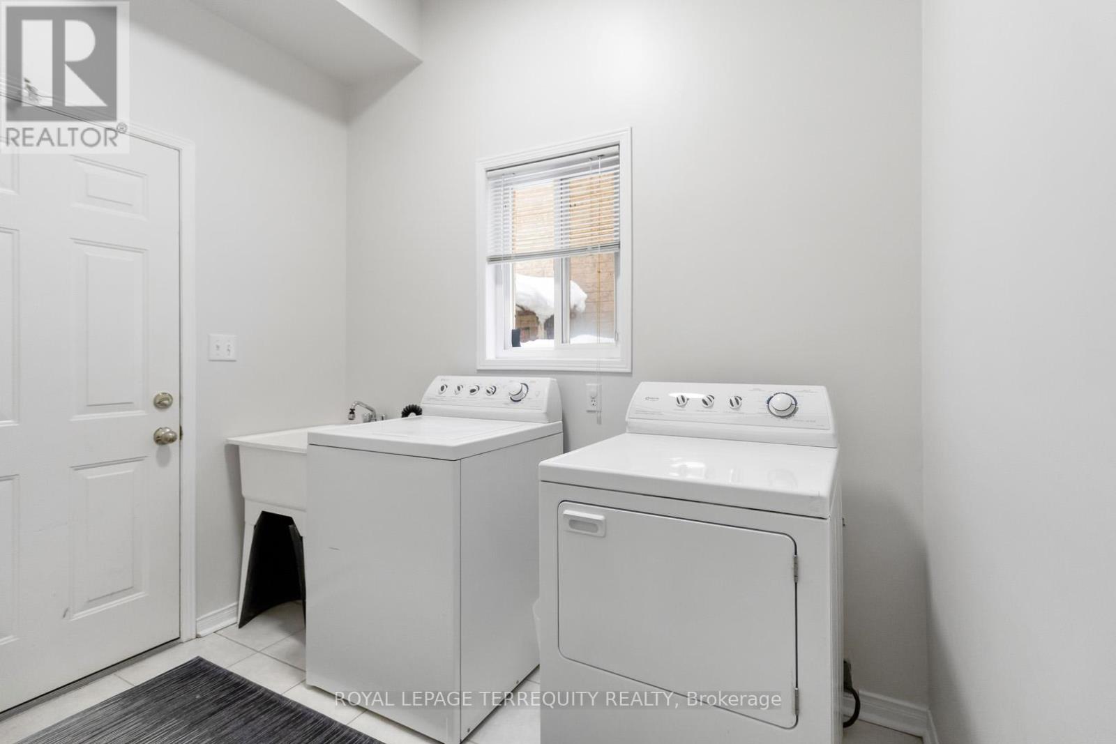 1096 Galesway Boulevard, Mississauga, Ontario  L5V 2T6 - Photo 16 - W12796656